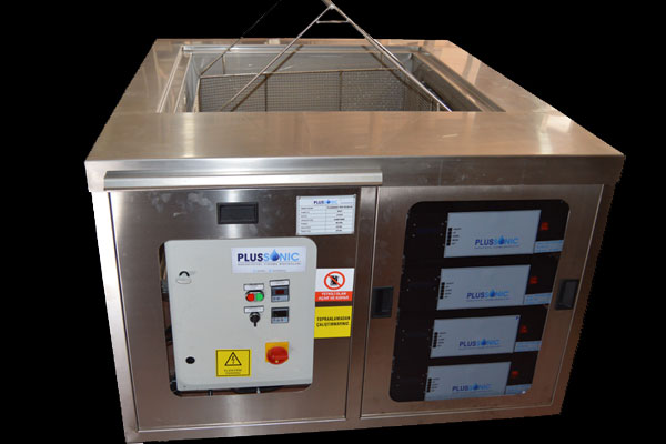 Ultrasonic cleaning machines